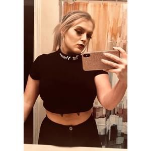 Meet your Posher, Natalie